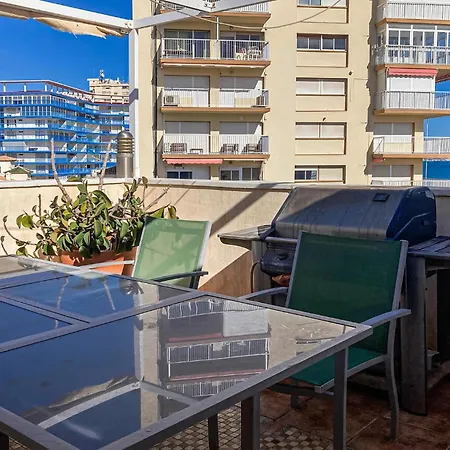 Front In With Kitchen * El Campello